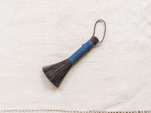 Medium hand broom